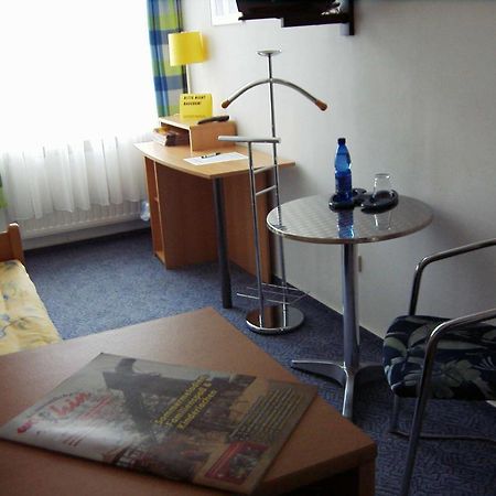 Gaestehaus Rehbein Calbe Ngoại thất bức ảnh