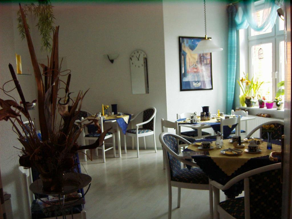 Gaestehaus Rehbein Calbe Ngoại thất bức ảnh